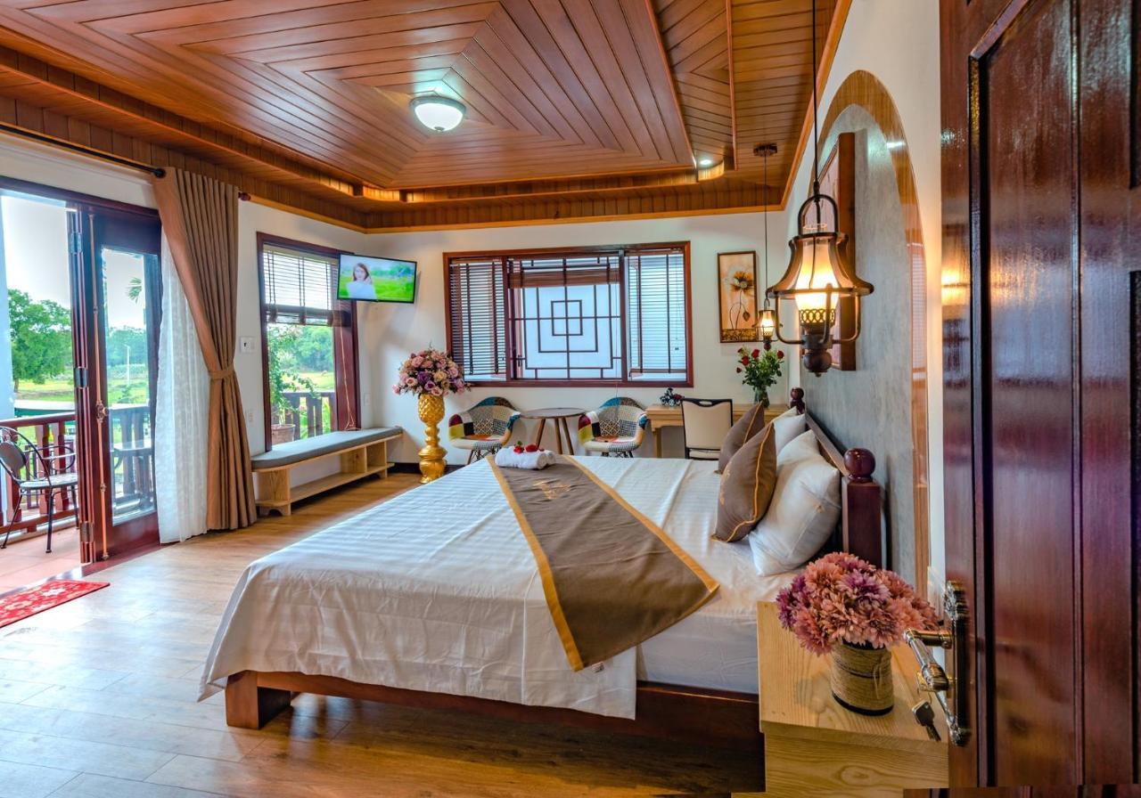 Art Villa Hoi An Eksteriør billede
